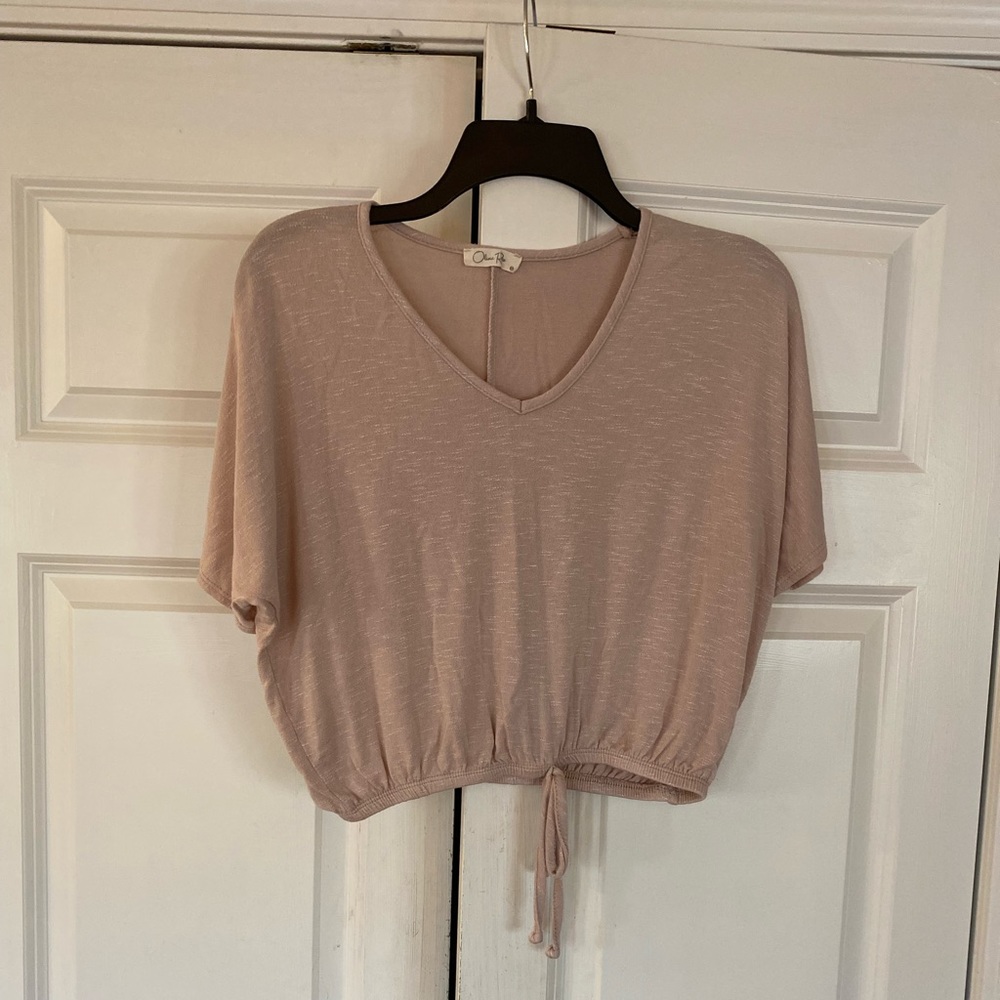Olivia Rae Crop V-neck T-shirt Tee
